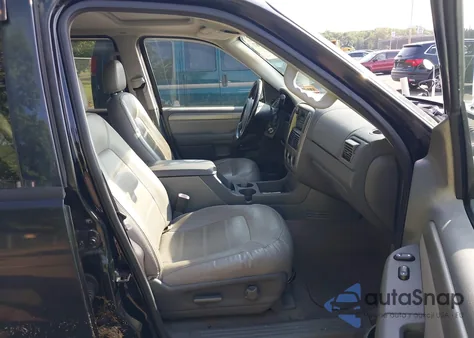 2004 Ford Explorer Nbx/Xlt z USA, uszkodzony, nr VIN 1FMDU73E24UB47243